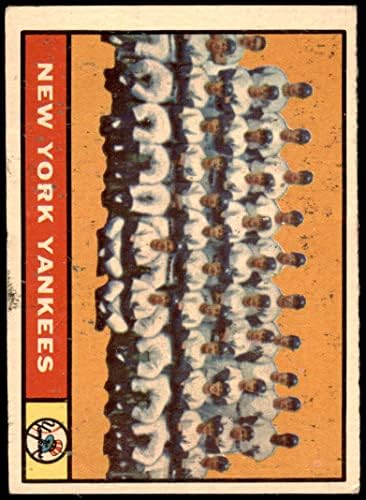 1961 TOPPS 228 Yankees Team New York Yankees Dobar Yankees